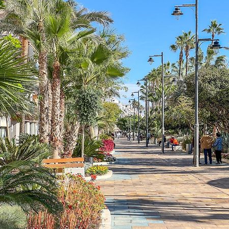 Hanami Avenida De Espana 埃斯特波纳 外观 照片
